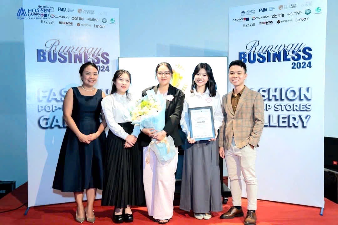 Thùy Trang 3 doanhnhantieubieucomvn Chuyên Trang tập chí doanh nhân