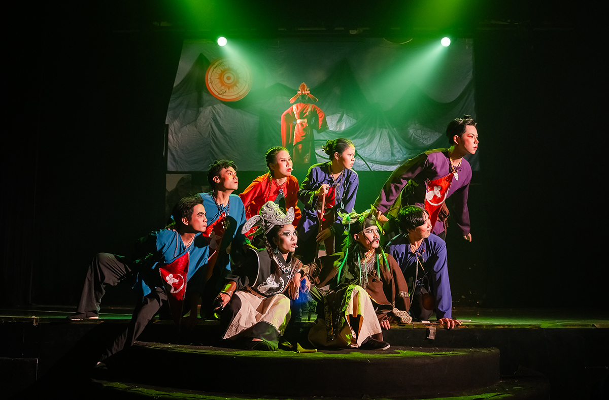 Thế giới trong tranh 13 doanhnhantieubieucomvn Chuyên Trang tập chí doanh nhân