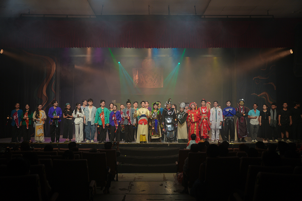 Thế giới trong tranh 89 doanhnhantieubieucomvn Chuyên Trang tập chí doanh nhân