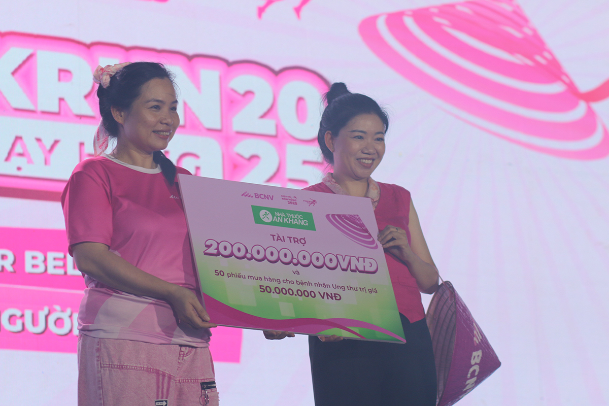 Nhà thuốc An Khang đồng hành cùng Ngày Hội Nón Hồng 2025 doanhnhantieubieucomvn Chuyên Trang tập chí doanh nhân