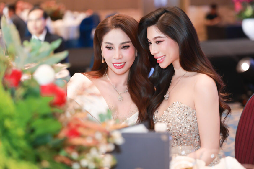 Lý Hương 14 doanhnhantieubieucomvn Chuyên Trang tập chí doanh nhân