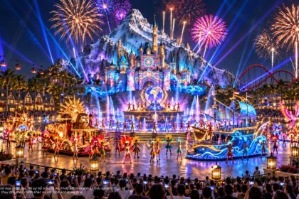 Kỳ quan Lễ hội giải trí toàn cầu VinWonders Cần Giờ vũ trụ lễ hội rực rỡ và bất tận đang thành hình giữa Cần Giờ